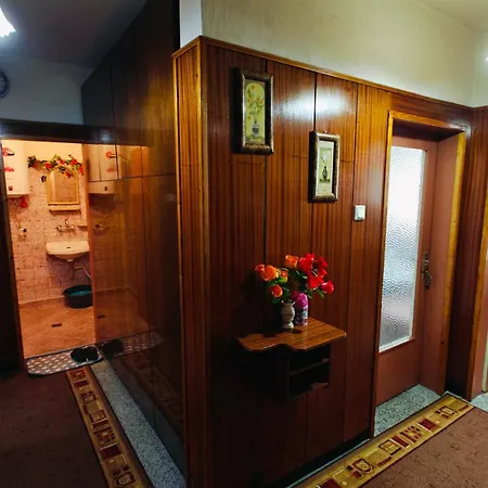 димови Apartamento *