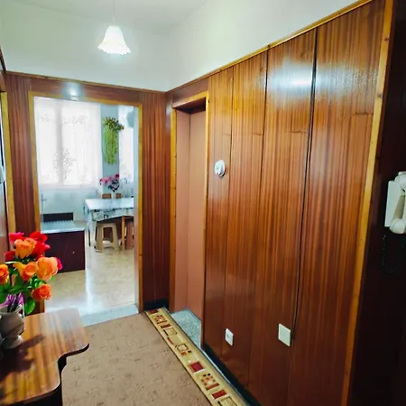 димови Apartamento *