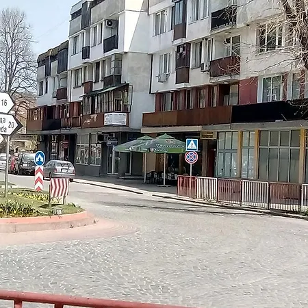 Apartamento димови